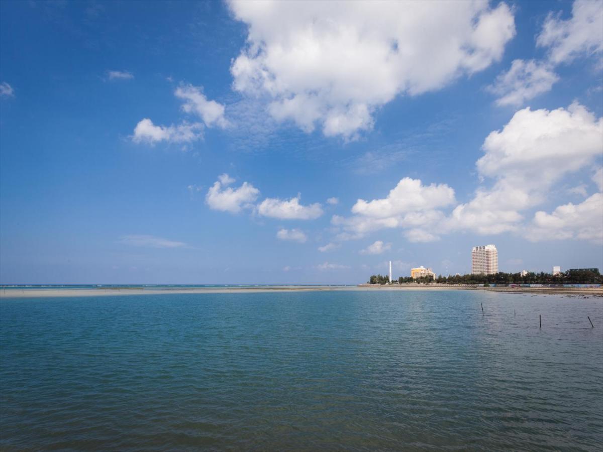 Kariyushi Condominium Resort Chatan Araha Sunset Exterior photo
